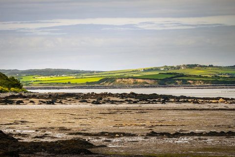 Why Book a Coastal Break in North Wales This Spring?