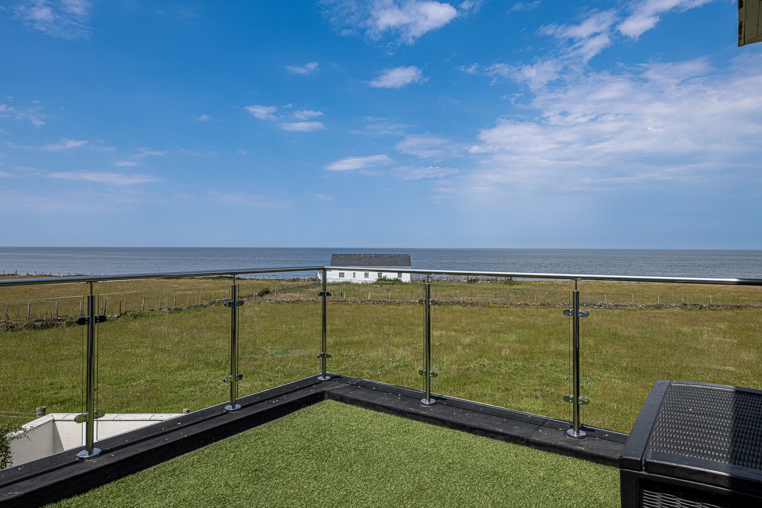 Holiday Cottages in Anglesey and Snowdonia with seaviews