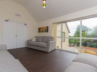 Photo of Hendy - First Floor Apartment