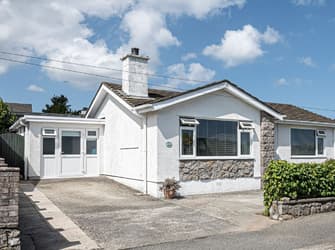 Photo of Lon Penrhyn