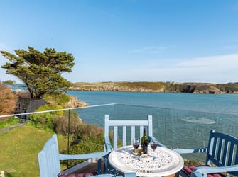 How to Prepare Your Holiday Home for the Peak Season